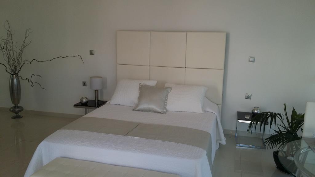 Reveli Estate Villa Kalathas Phòng bức ảnh